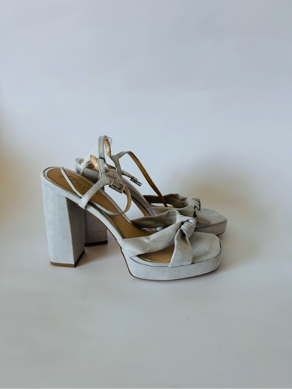 Jewel Badgley Mischka Light Gray Knotted Platform Block Heel Sandals